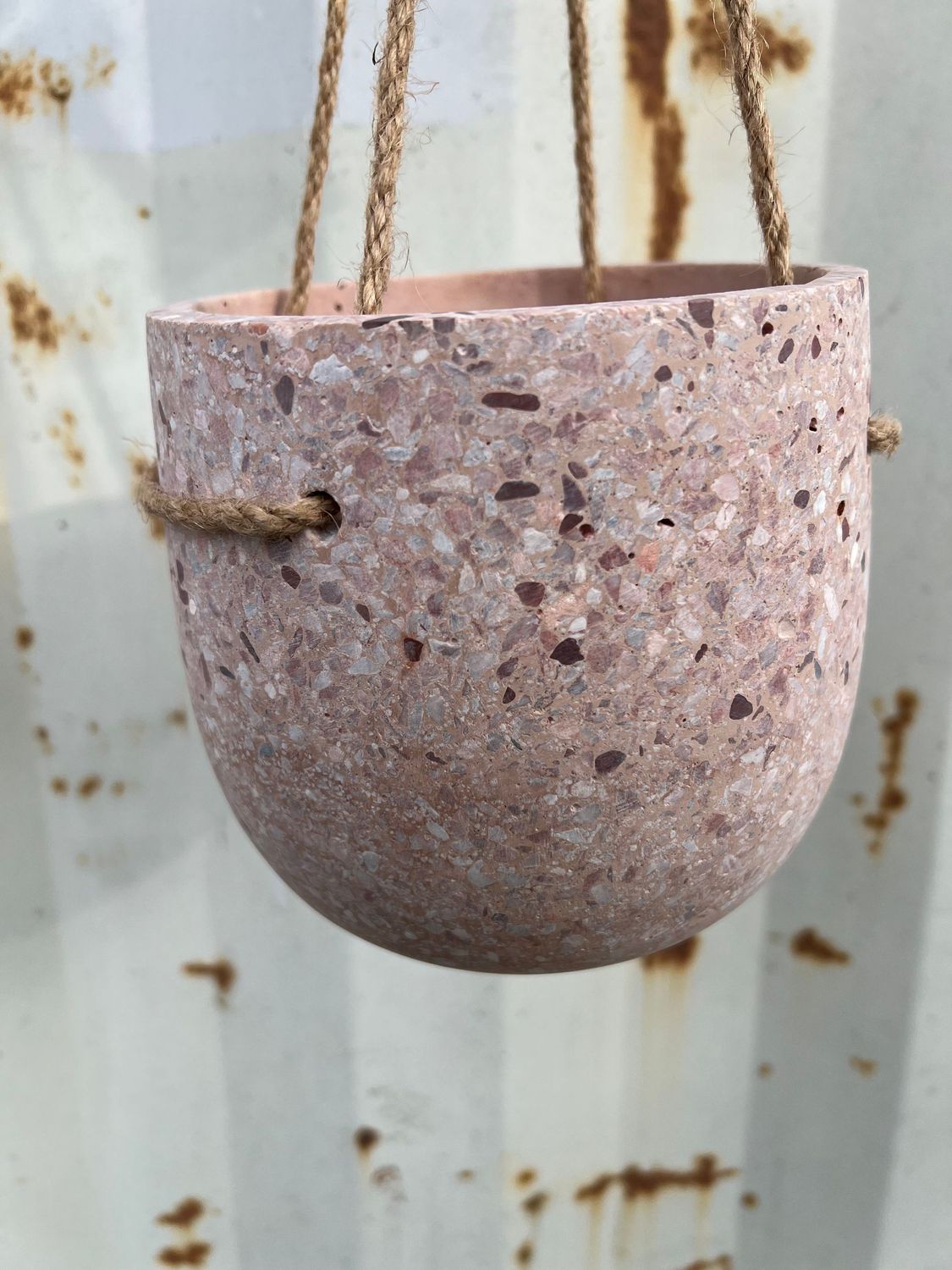 Hanging planter -Terrazzo pink