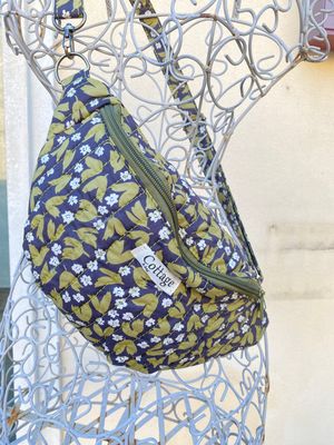 Marsupio Desy a tracolla