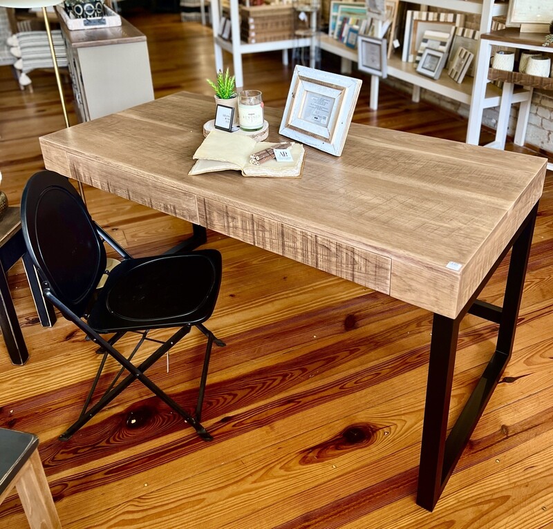 AB Modern desk