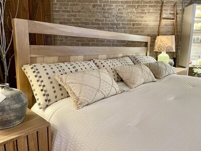 AB Hickory King Bed