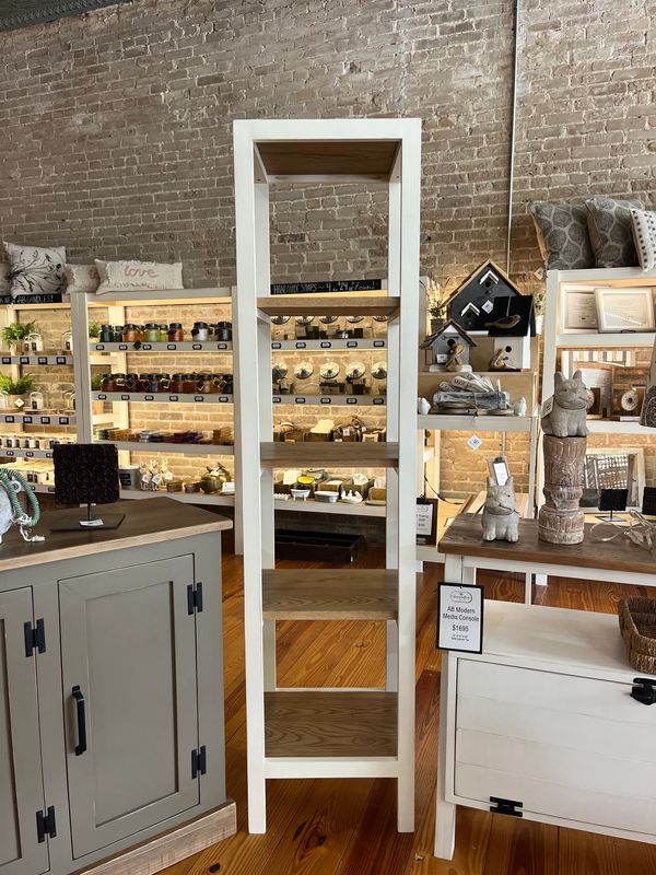 AB Tower Shelf