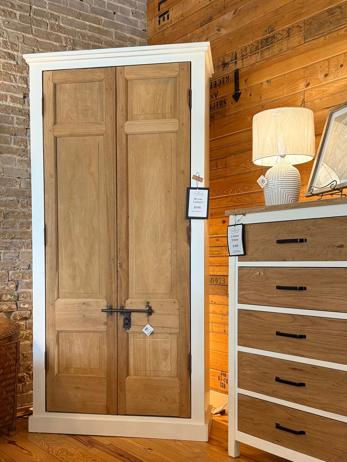 AB Linen Cupboard