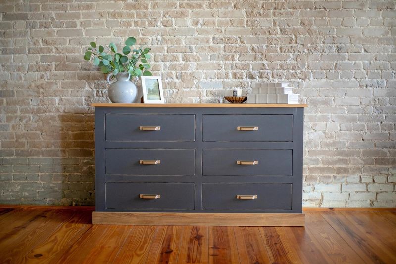 AB 6 Drawer Dresser