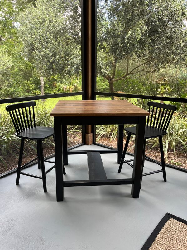 AB High Top Table