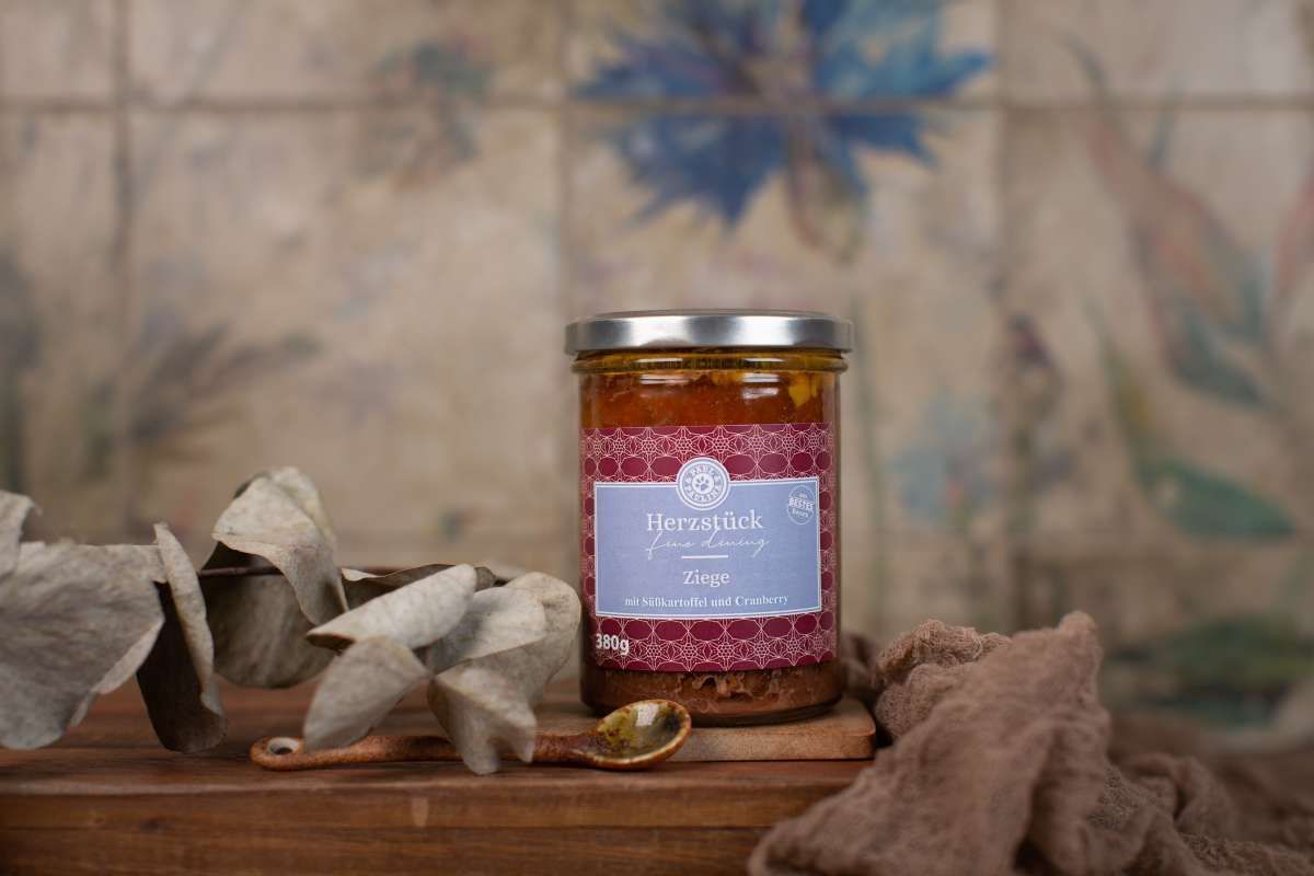 Herzstück - Ziege mit Süßkartoffel und Cranberry 380g