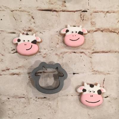 Mini Cow 04