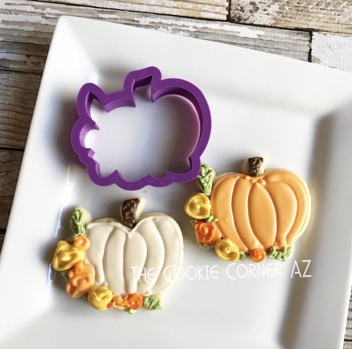 JL Floral Pumpkin 01, Size: 3.00&quot;