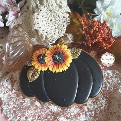 Teri Pumpkin 02