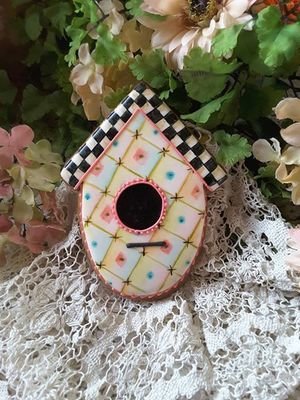 Teri Birdhouse 06