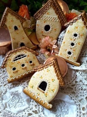Teri Birdhouse 01