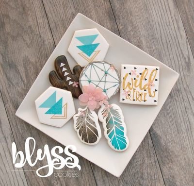 AD Blyss Small Arrows Stencil