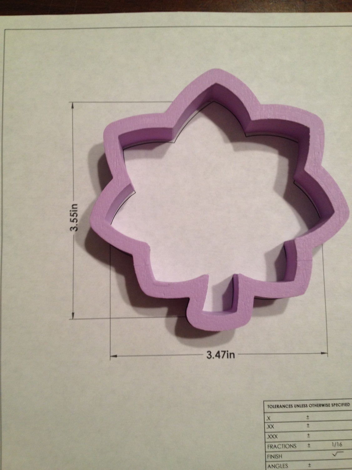 Oak Leaf Medium