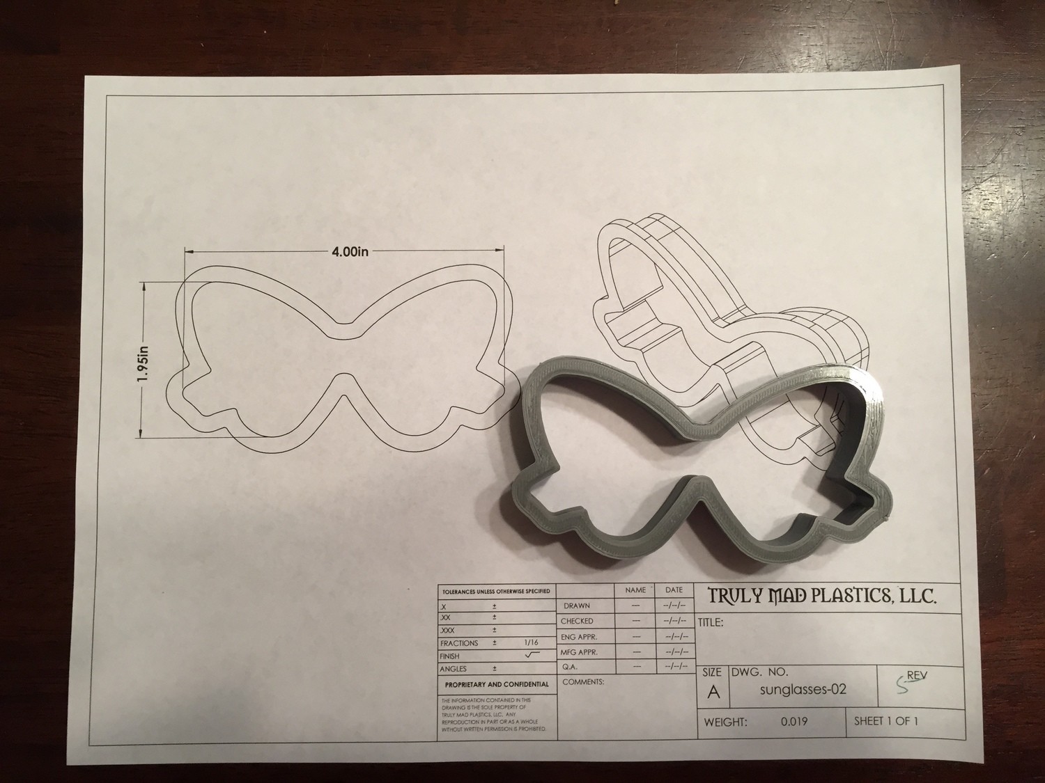 Sunglasses 02 4.0&quot;