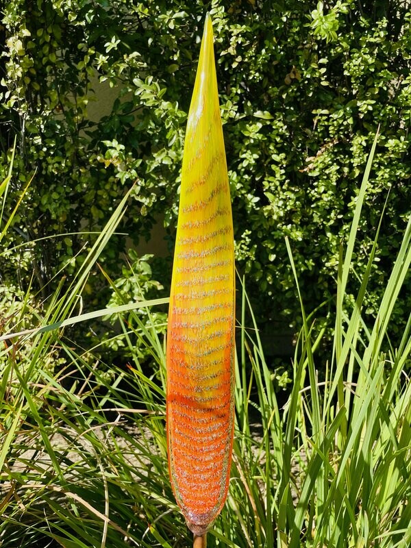 ApricotMint Chihuly Inspired Handcrafted Art Glass Leaf And Garden Stake Flame