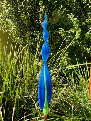 ApricotMint Chihuly Inspired Handcrafted Art Glass Leaf And Garden Stake Blue