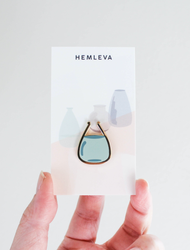 Hemleva The Vase Pin (VATT)