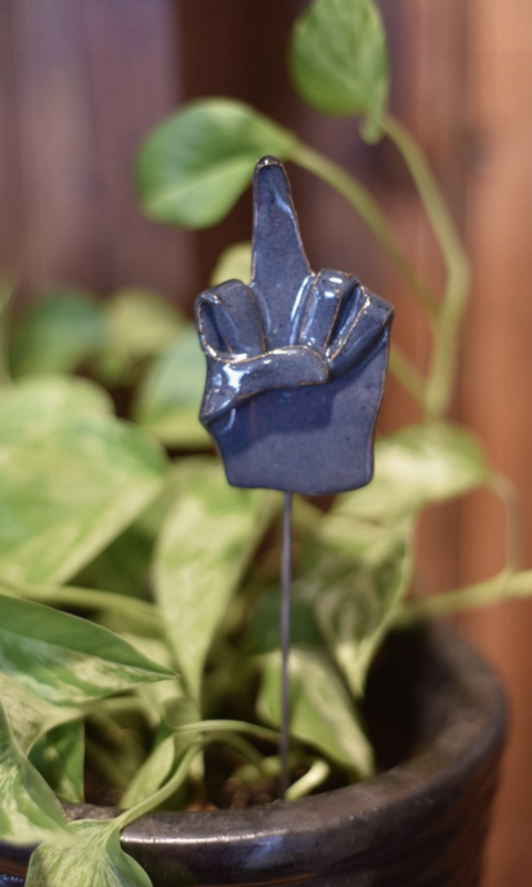 Mud & Maker Plant Buddies Middle Finger