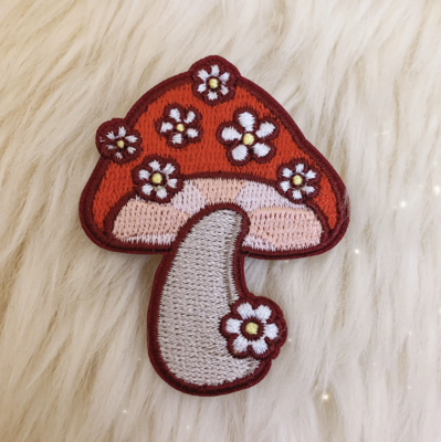 Wildflower Co Mushroom with Daisies Patch
