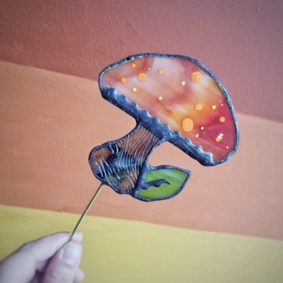 Lost & Found Designs Stained Glass Mushroom with Leaf Stake