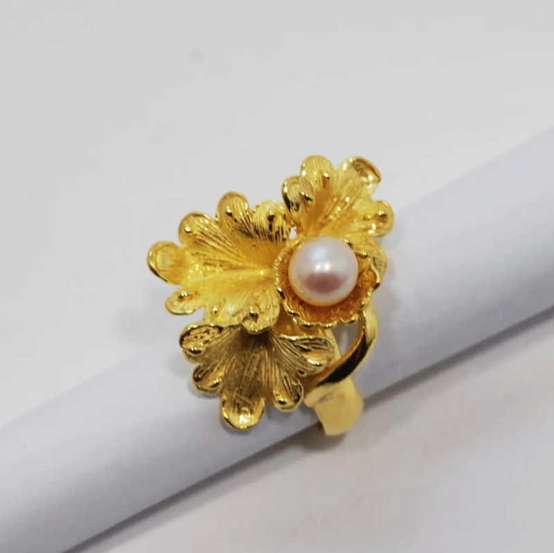 Anello in argento 925 dorato con perla d'acqua dolce_L15A1