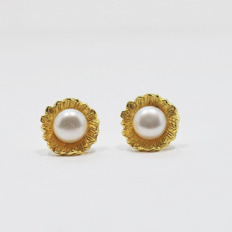 Orecchini a lobo in argento 925 dorato con perla d'acqua dolce_L15O1