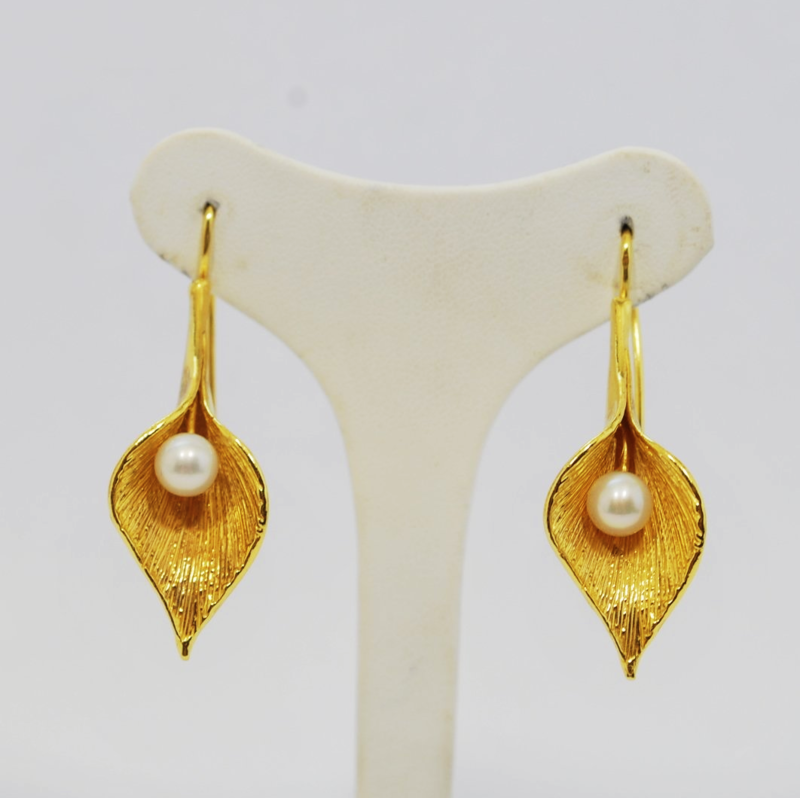 Orecchini pendenti in argento 925 dorato con perla d'acqua dolce_L11O3