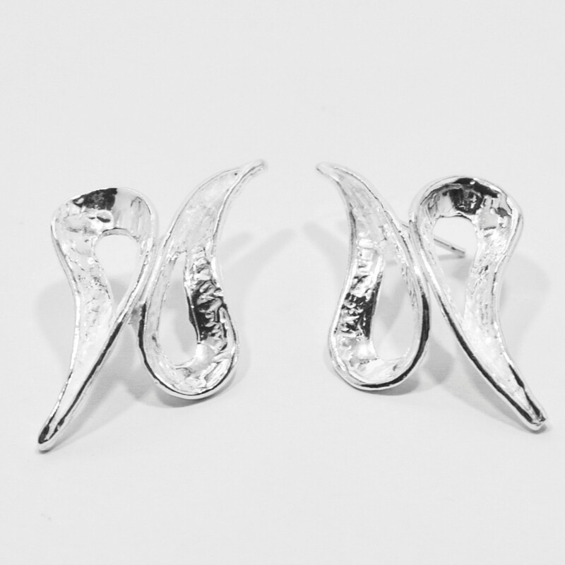 Orecchini a lobo in argento 925_L18O1