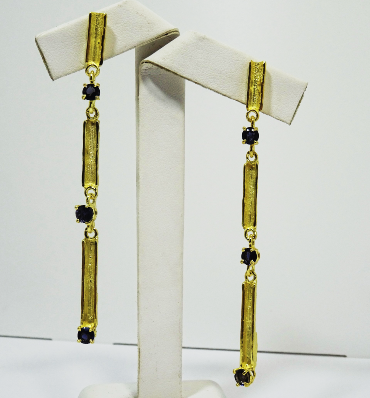 Orecchini pendenti in argento 925 dorato con pietra iolite_L1O4