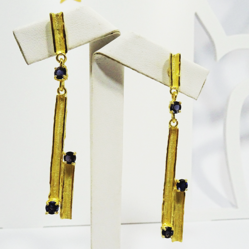 Orecchini pendenti in argento 925 dorato con pietra iolite_L1O5