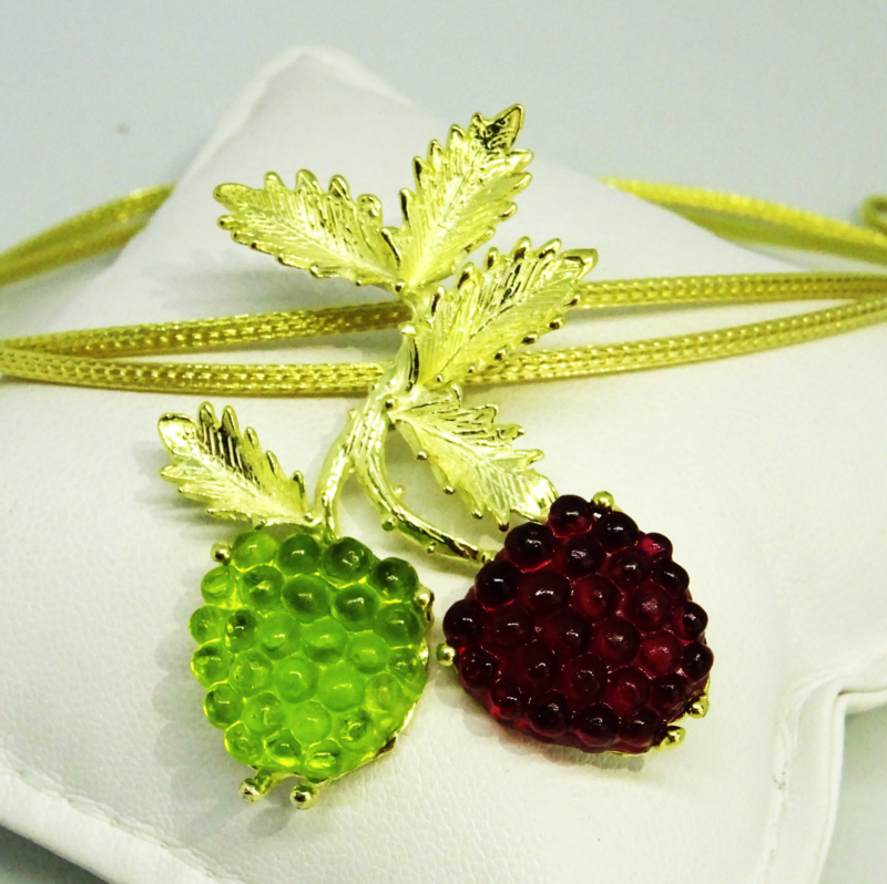 Ciondolo in argento 925 dorato con pasta vitrea_LVP2