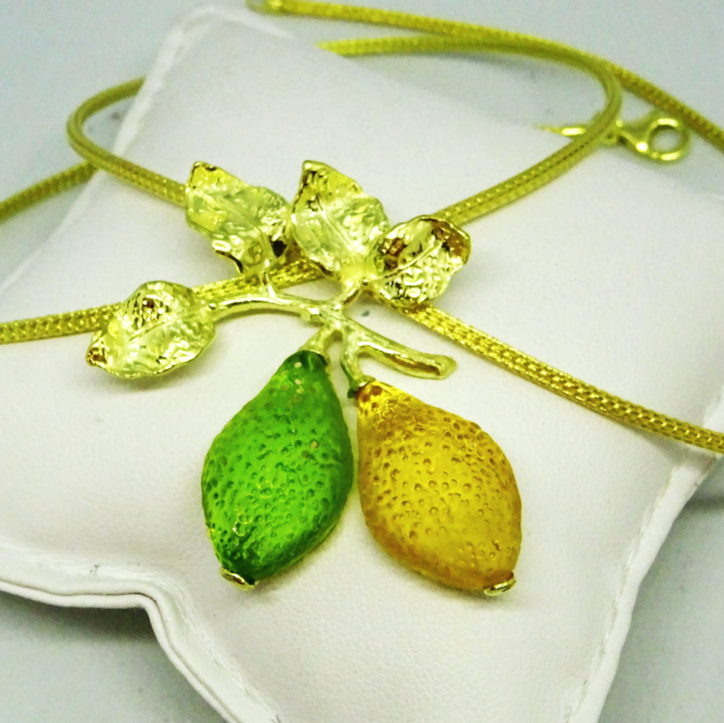 Ciondolo in argento 925 dorato con pasta vitrea_LVP10