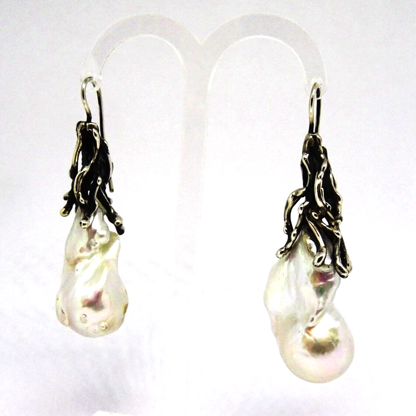 Orecchini pendenti in argento 925 brunito con perle d'acqua dolce_L34O1