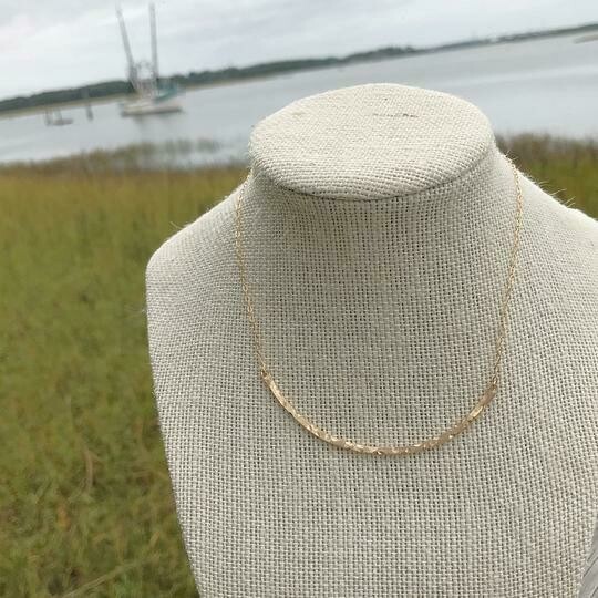 Little Fish Boateak ClassSea Curve Necklace