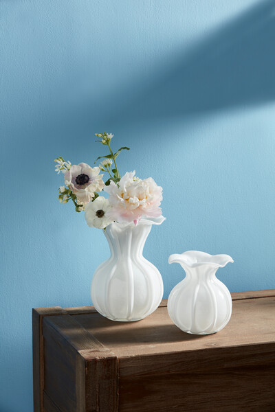 Mud Pie Ruffled Glass Vases 