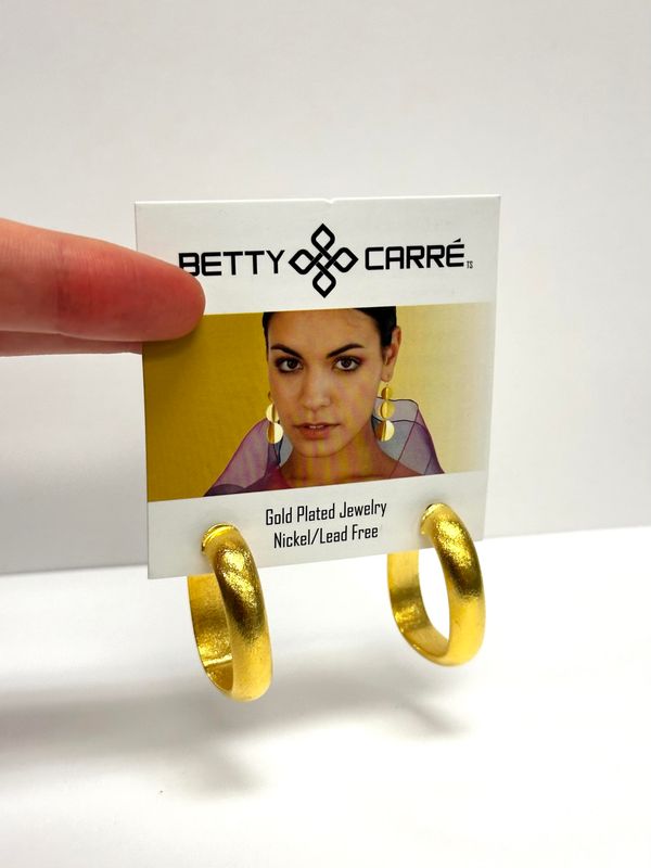 Betty Carre Vanusa Mid Square Hoop