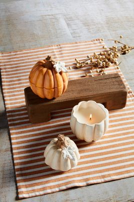 Mud Pie Ceramic Pumpkin Candle