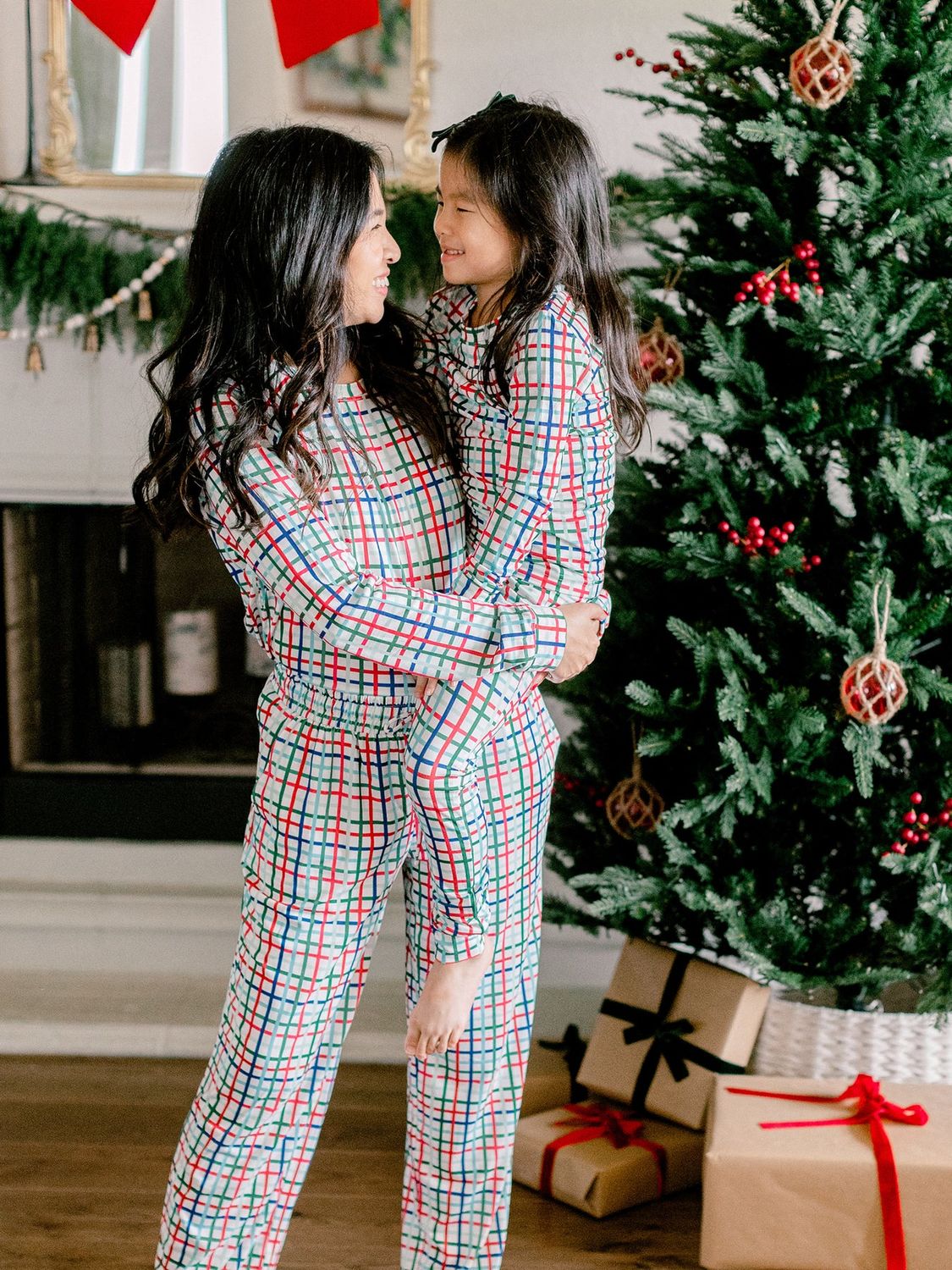 Mary Square Family Plaid Annie Pant Set