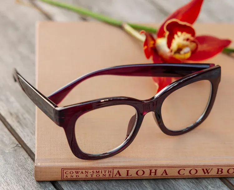 Peepers Reading Glasses - Center Stage Focus