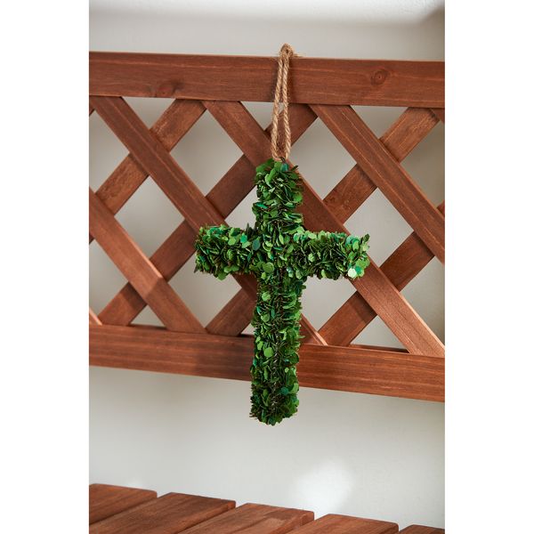 Mud Pie Small Boxwood Cross
