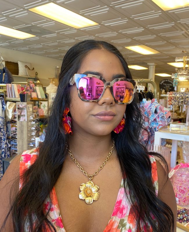Diff Eyewear -  Ariana (Pink Mirror)
