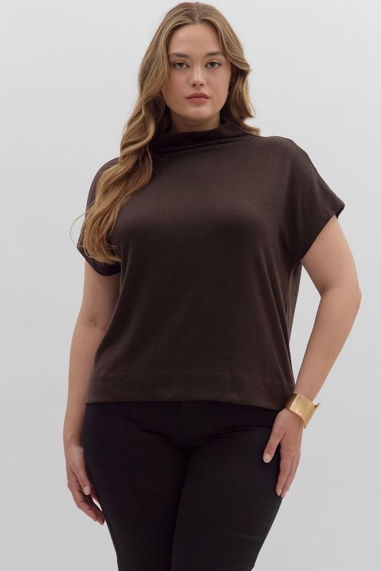 Strolling Through Town Top, CURVY