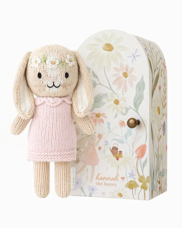 Tiny Hannah The Bunny (Blush)