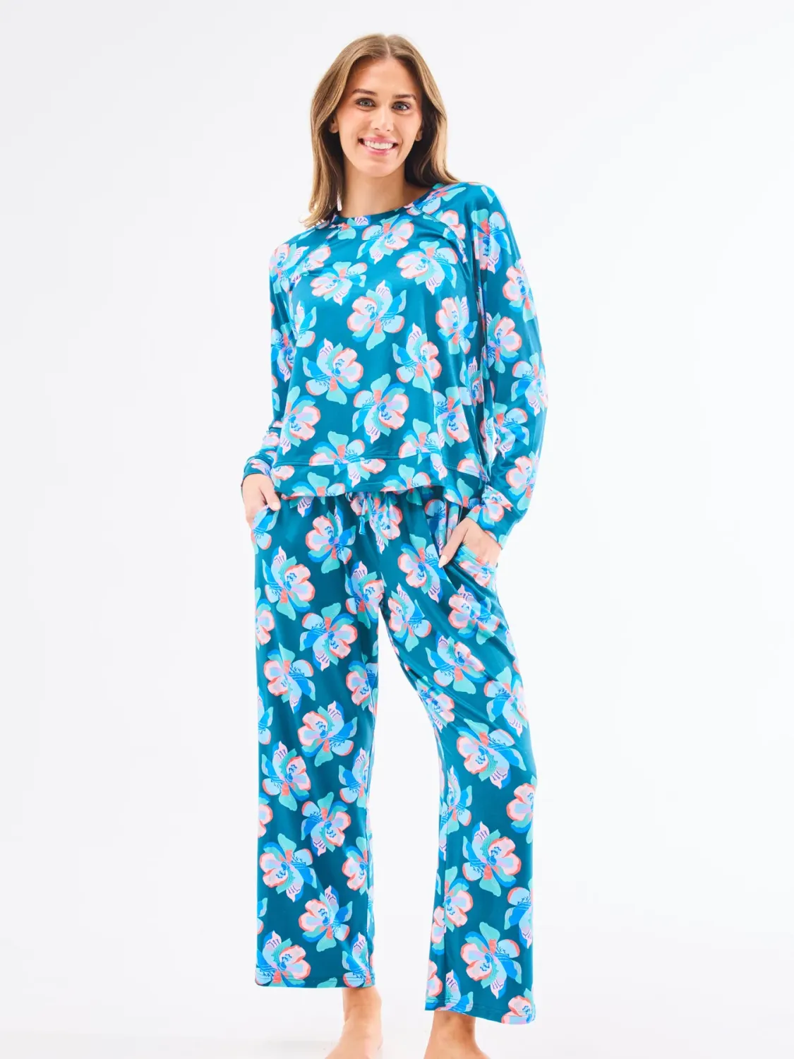 Mary Square Center Stage - Green Annie Pant Set
