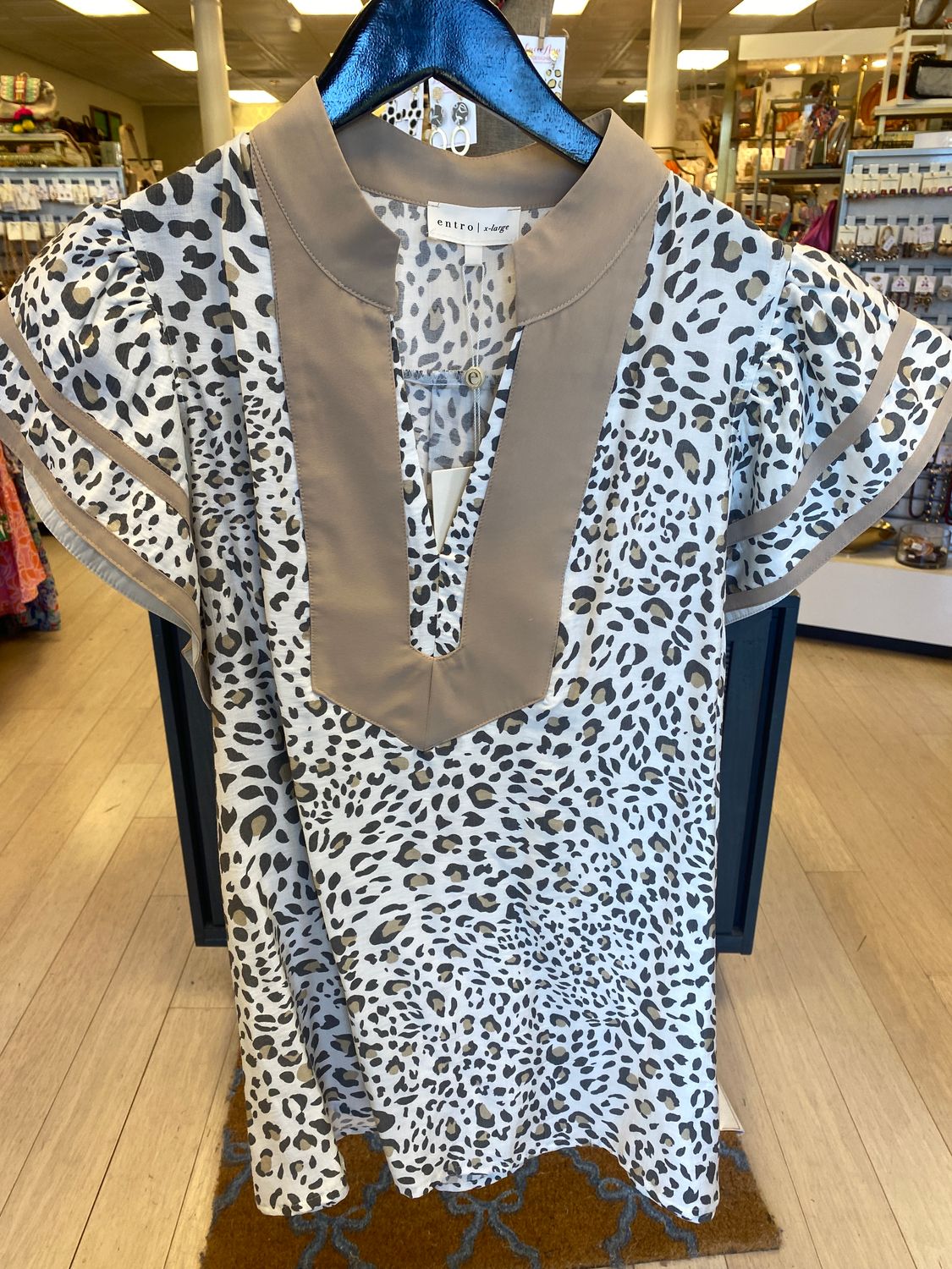 Minimal Essence Top, CURVY