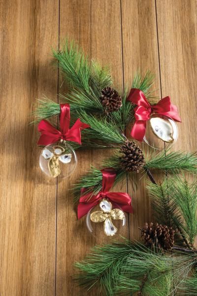 Mud Pie Christmas Glass Oyster Ornament