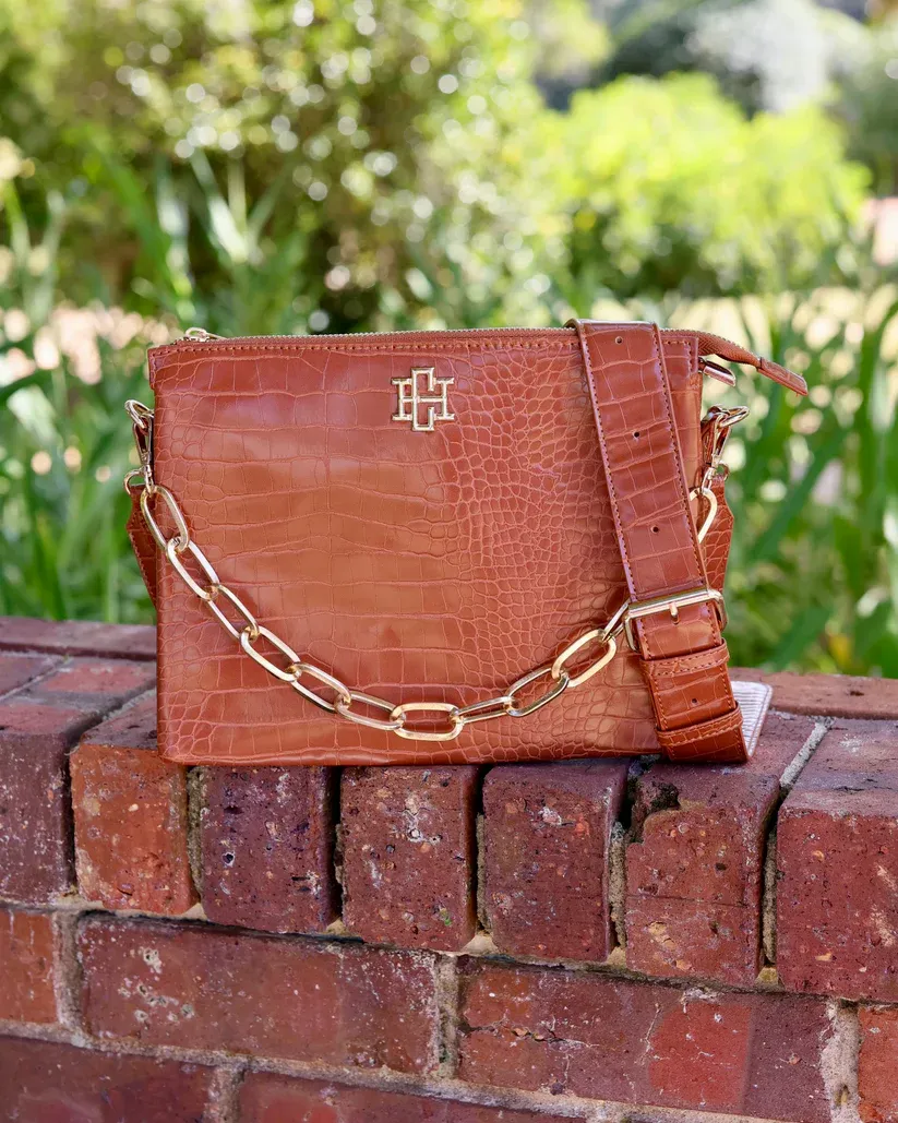 Ariana Crossbody
