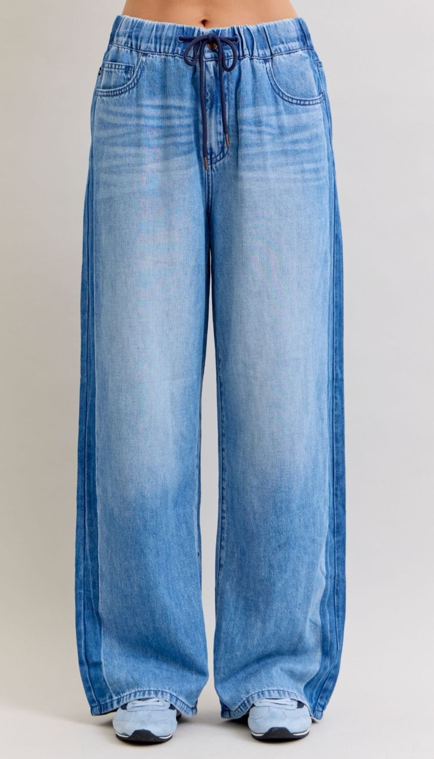 Judy Blue Dreamin&#39; HW Wilhemina Elastic WB Jean