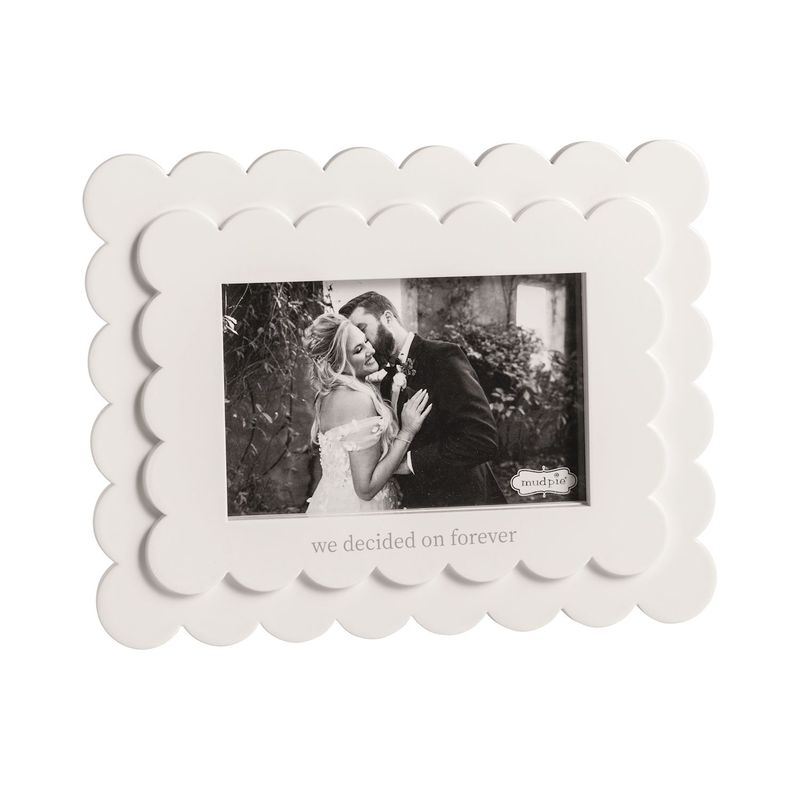 Mud Pie 4x6 Bridal Scallop Wood Frame