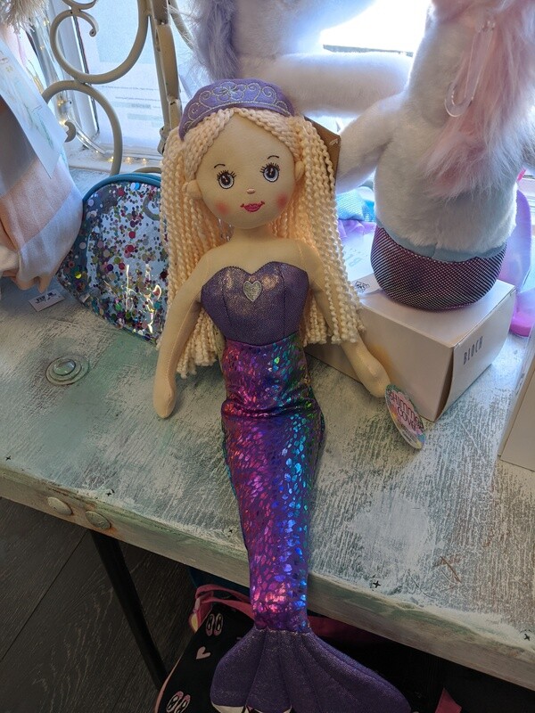 Shimmer cove mermaid 
