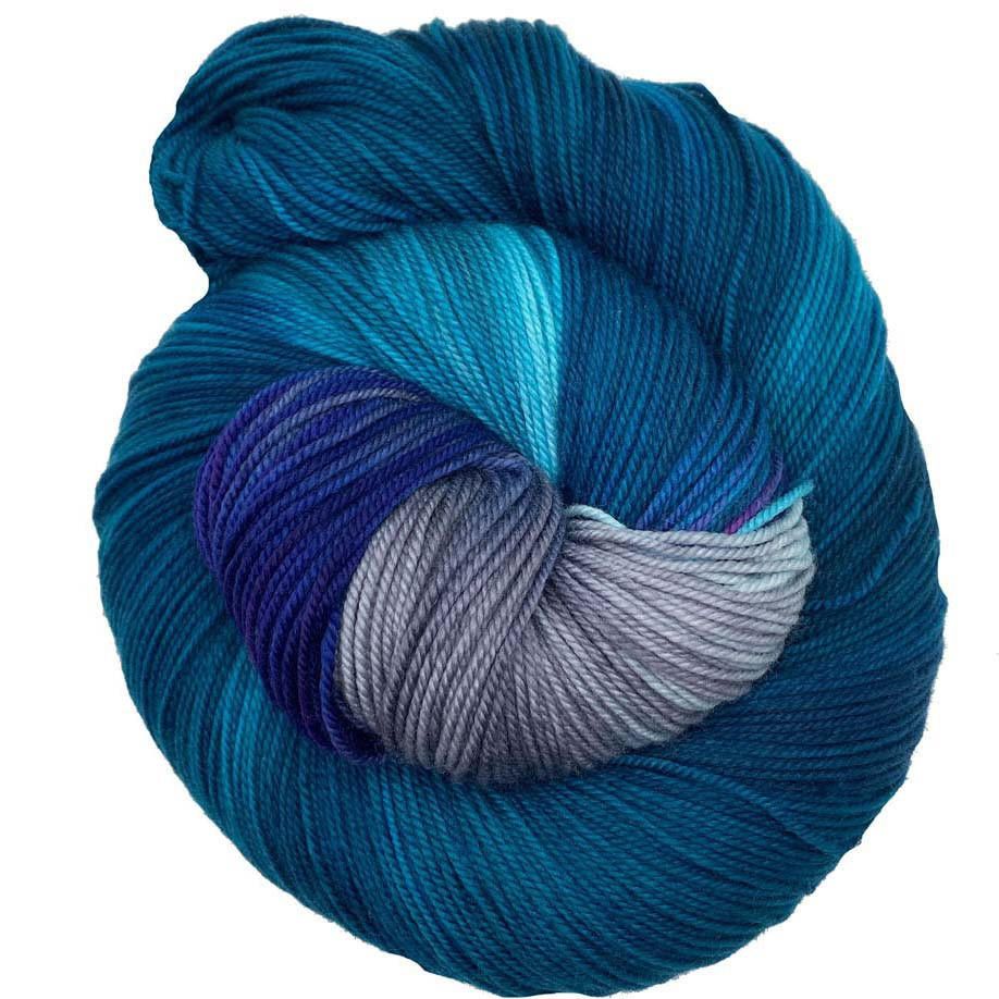 WONDERLAND YARNS MAD HATTER